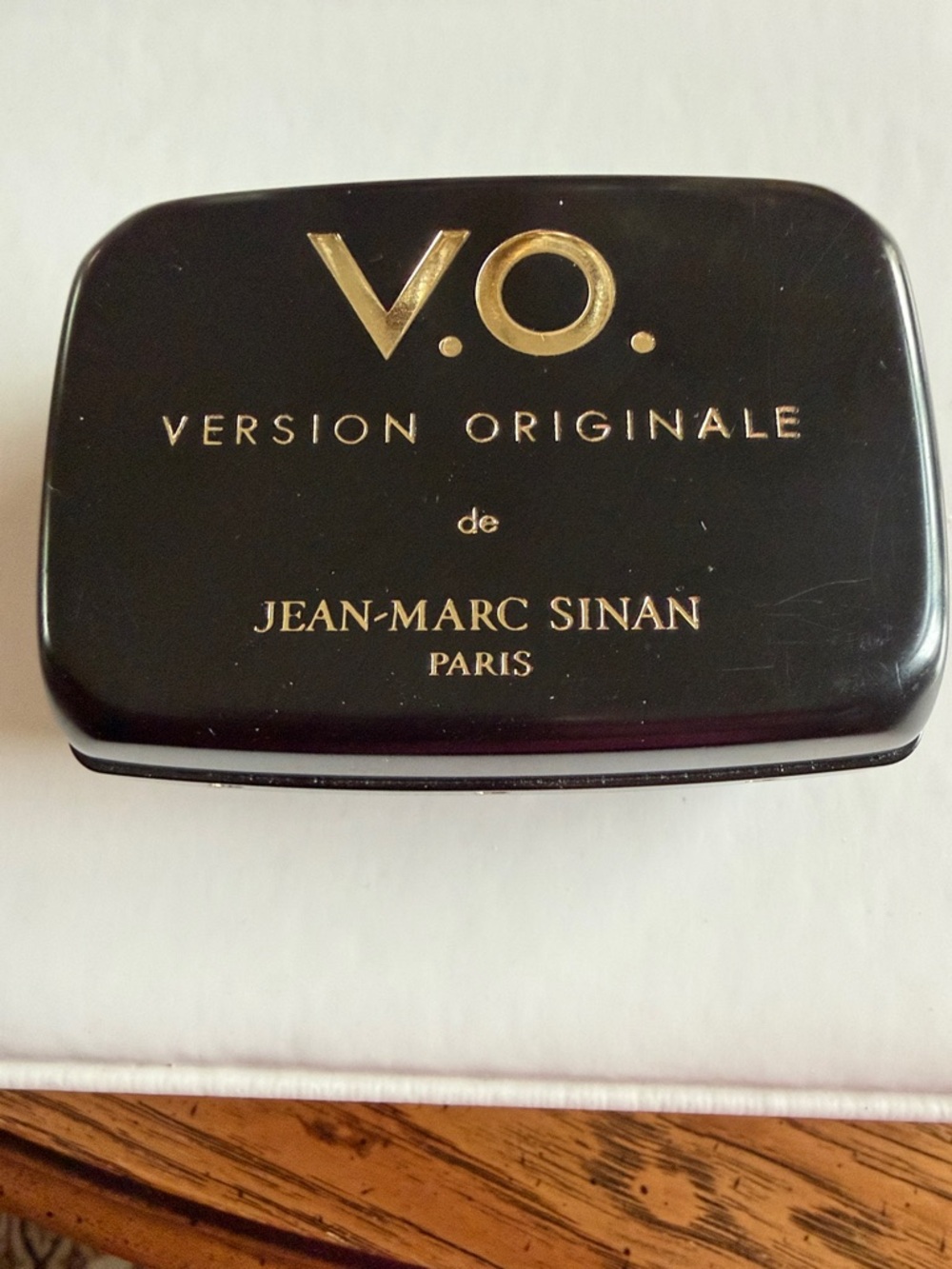 Jean~MarcSinan ParisVersionOriginale LuxuryParfumeSoap&TravelCase100Grams
Unisex